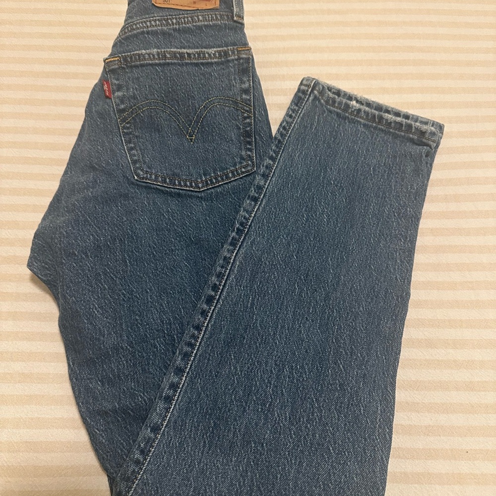 Women’s Levi 501 Jeans